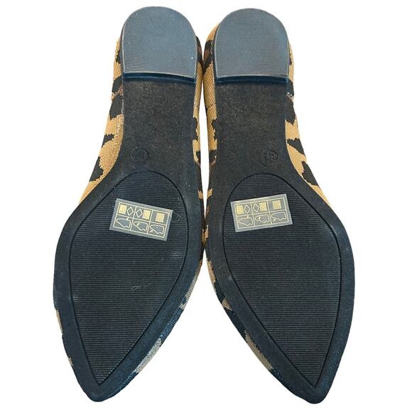 Journee Collection Tayleen Leopard Knit Fabric Pointed Toe Flats Retro NEW 8.5 - Picture 10 of 11